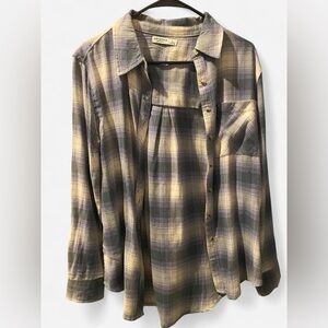 Arizona Jean Co blue and white plaid shirt